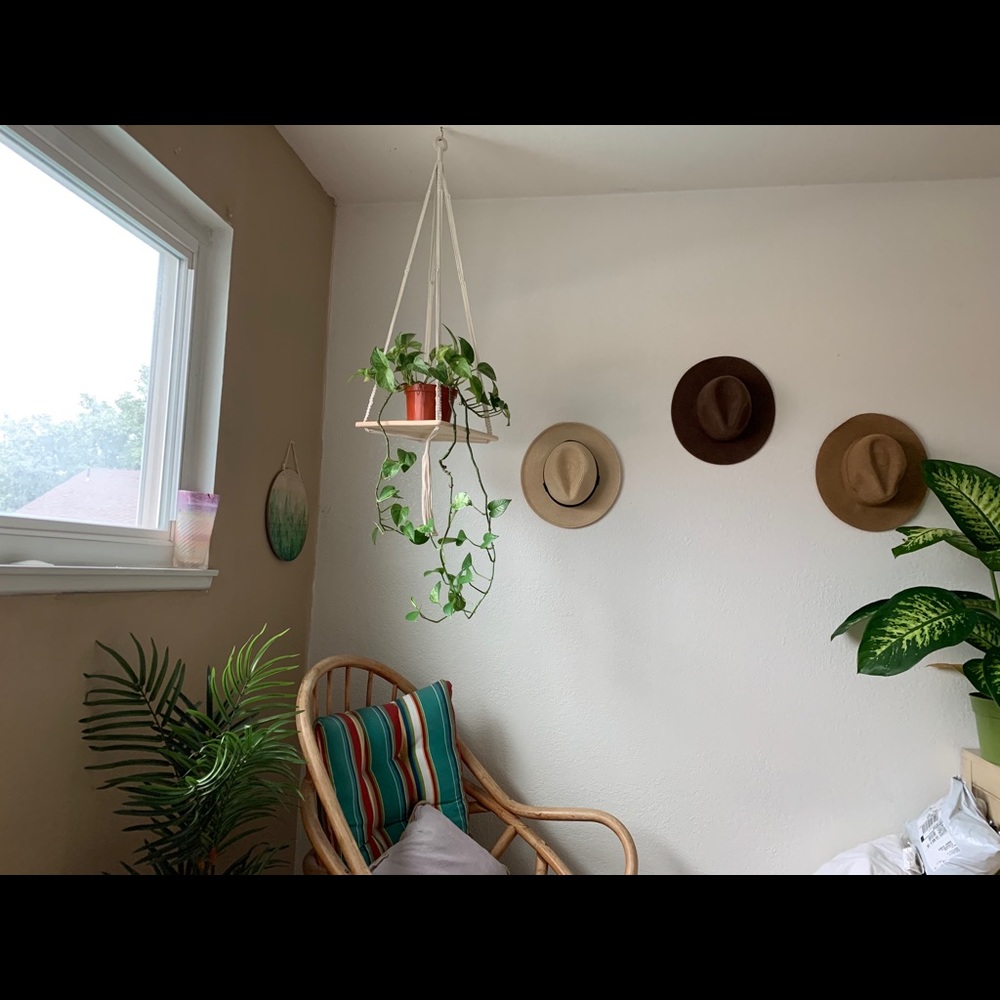 Macrame Shelf - Picture 5 of 5